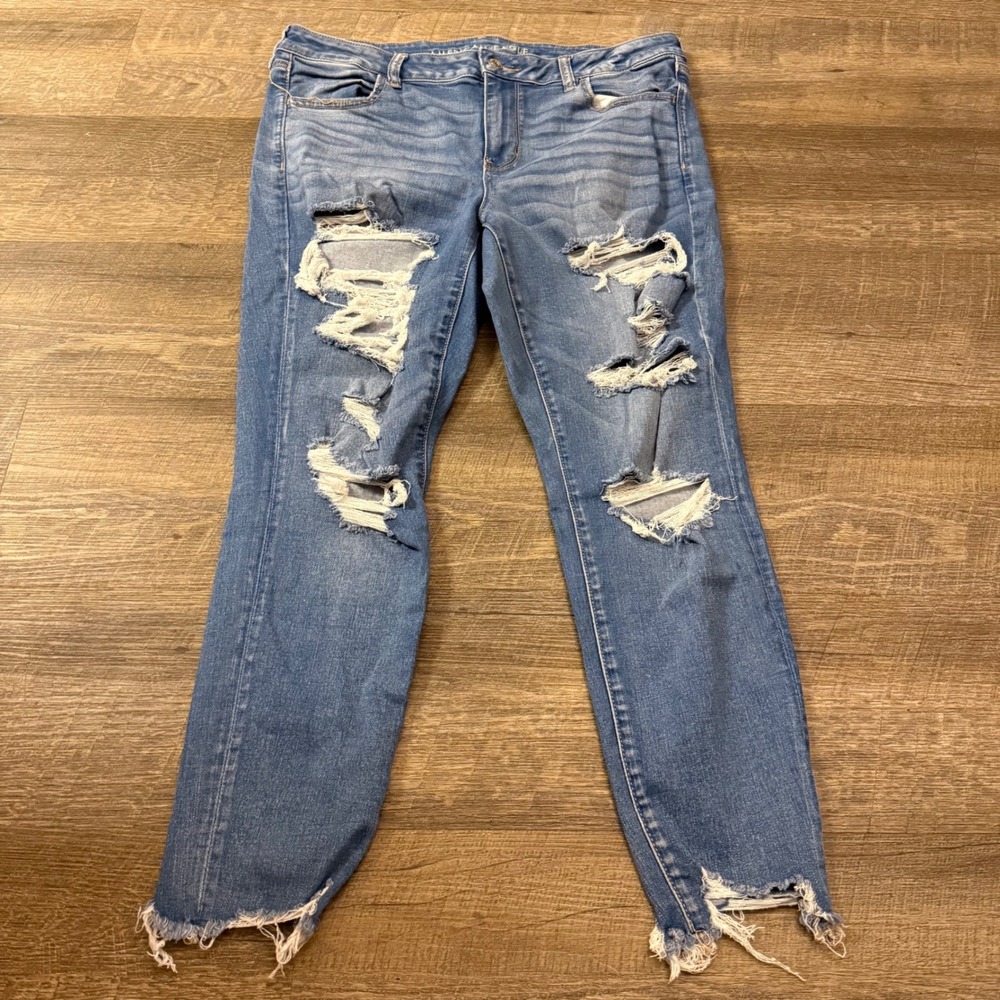 American Eagle Ripped Jeans
